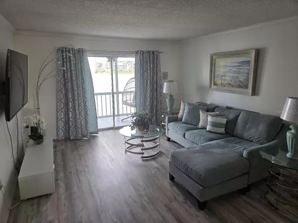 Bradenton, FL 34205,3368 LAKE BAYSHORE DR #217 BUILDING P