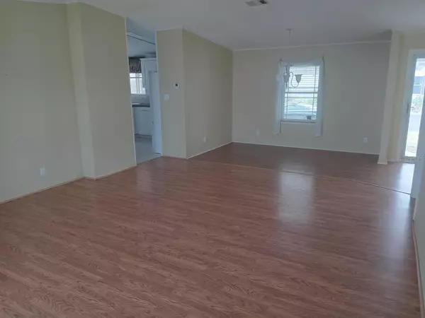 Bradenton, FL 34203,5707 45TH ST E #293
