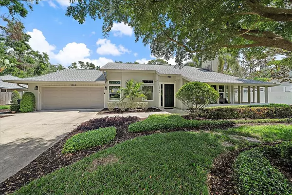 1046 GREYSTONE LN, Sarasota, FL 34232