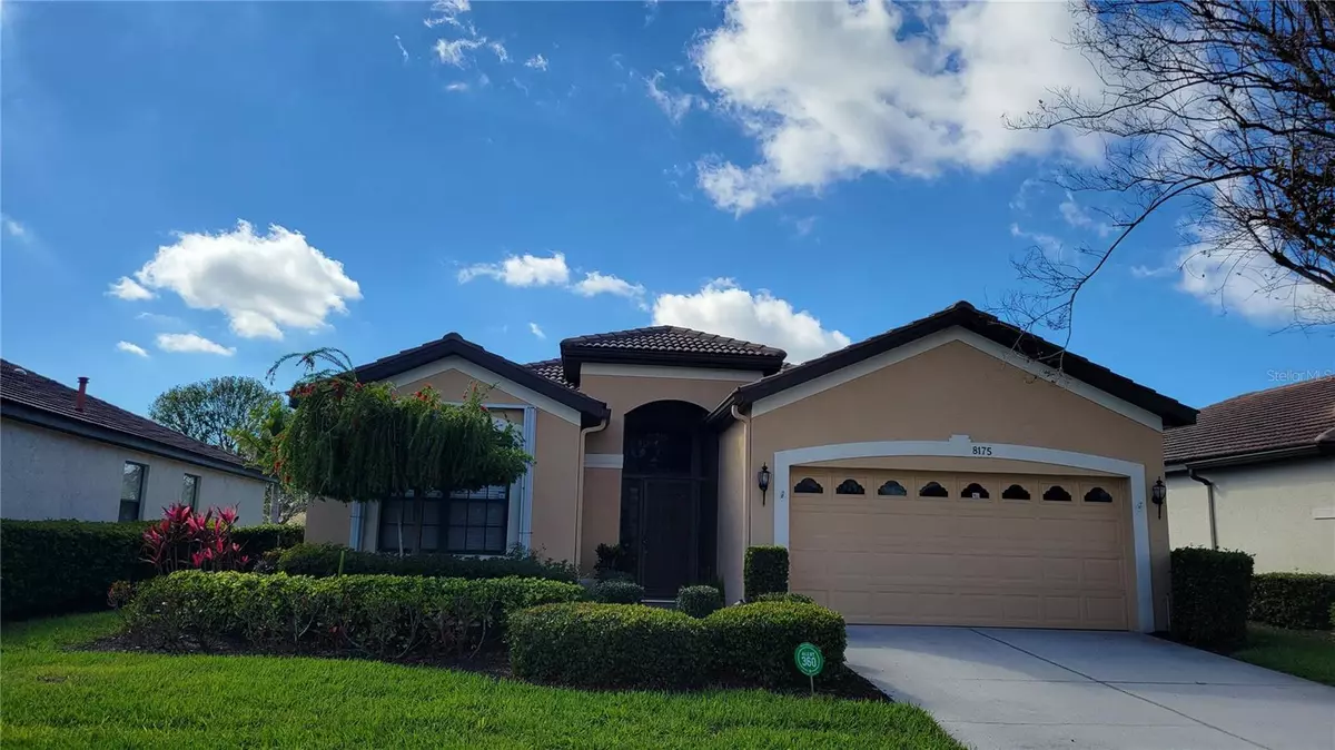 Sarasota, FL 34243,8175 STIRLING FALLS CIR