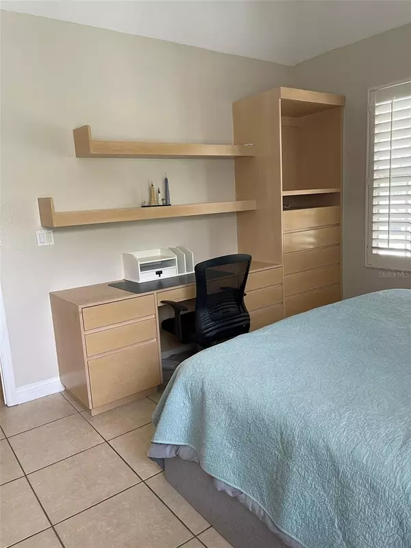 Bradenton, FL 34210,3608 54TH DR W #203