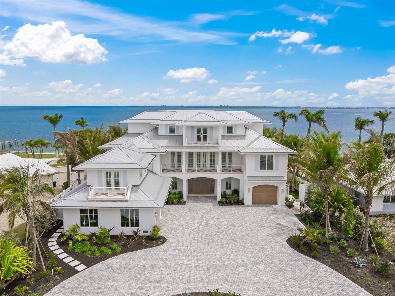 619 KEY ROYALE DR, Holmes Beach, FL 34217