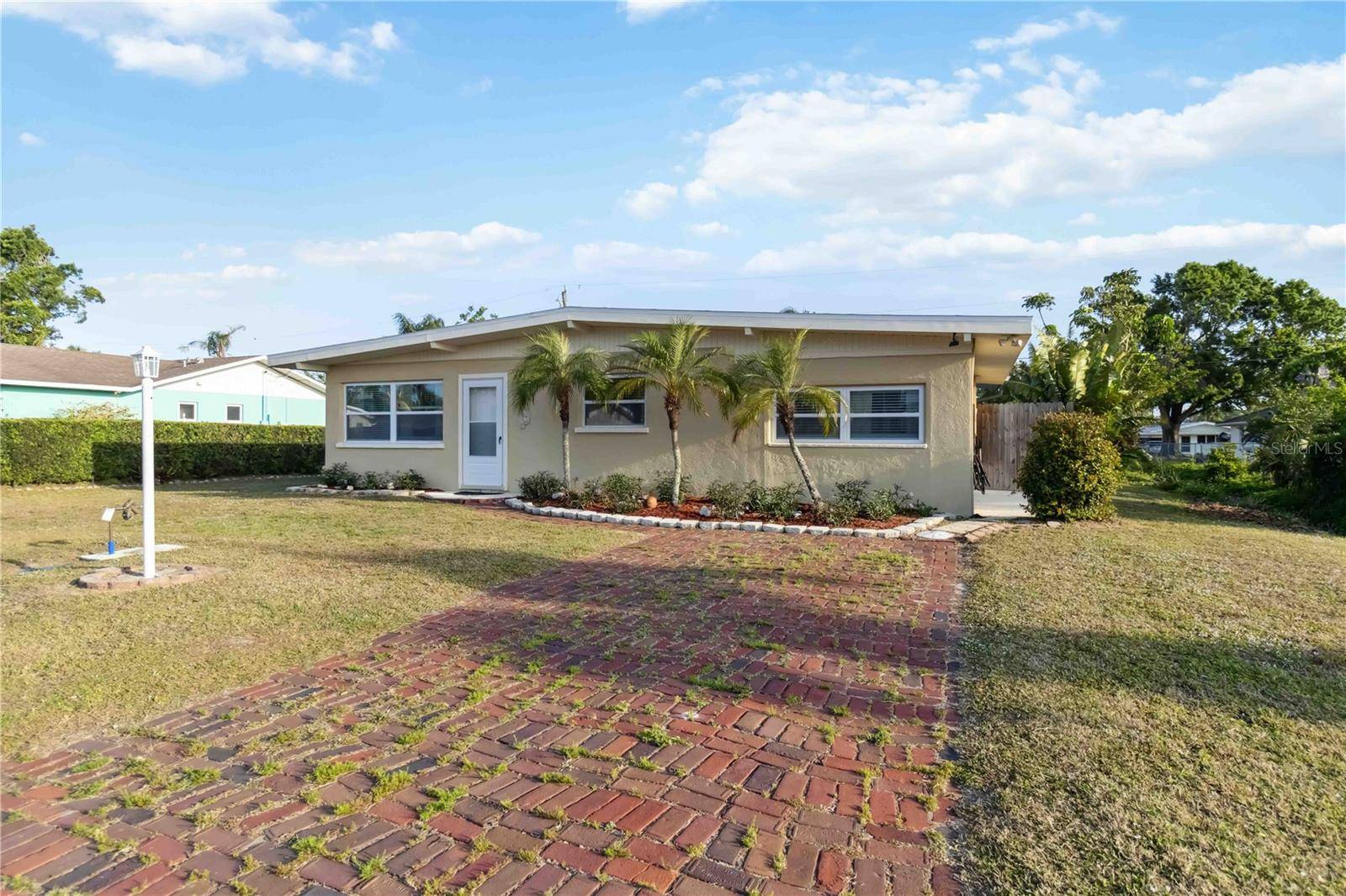 Palmetto, FL 34221,516 45TH STREET CT W