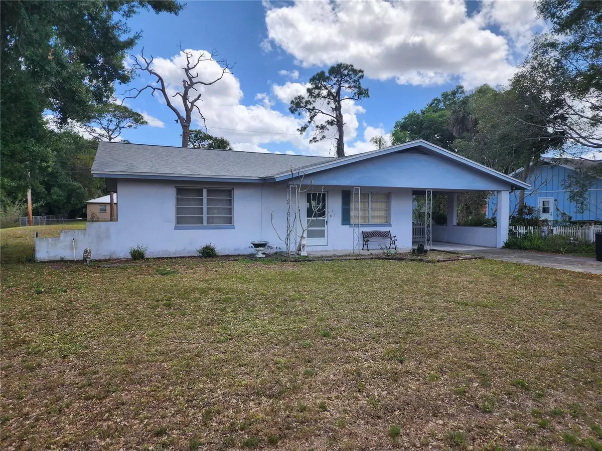 North Fort Myers, FL 33903,1626 VIVIAN LN