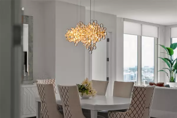 Sarasota, FL 34236,301 QUAY COMMONS #1610