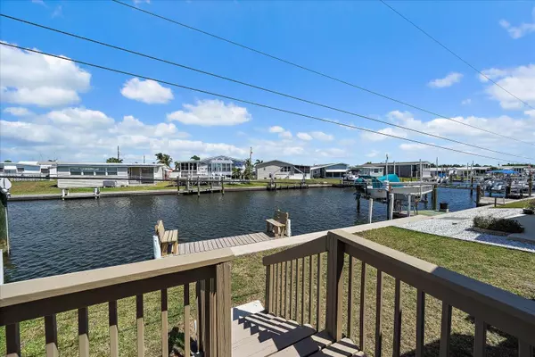 Palmetto, FL 34221,218 BIMINI DR