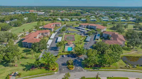 Bradenton, FL 34203,6501 STONE RIVER RD #304