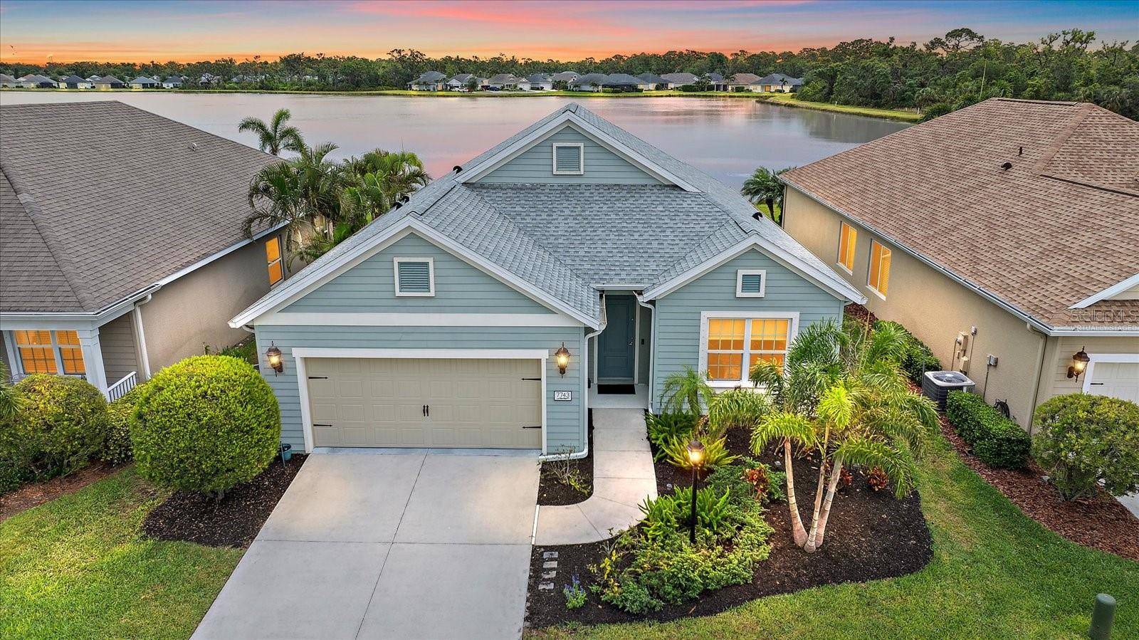 7743 RIDGELAKE CIR, Bradenton, FL 34203