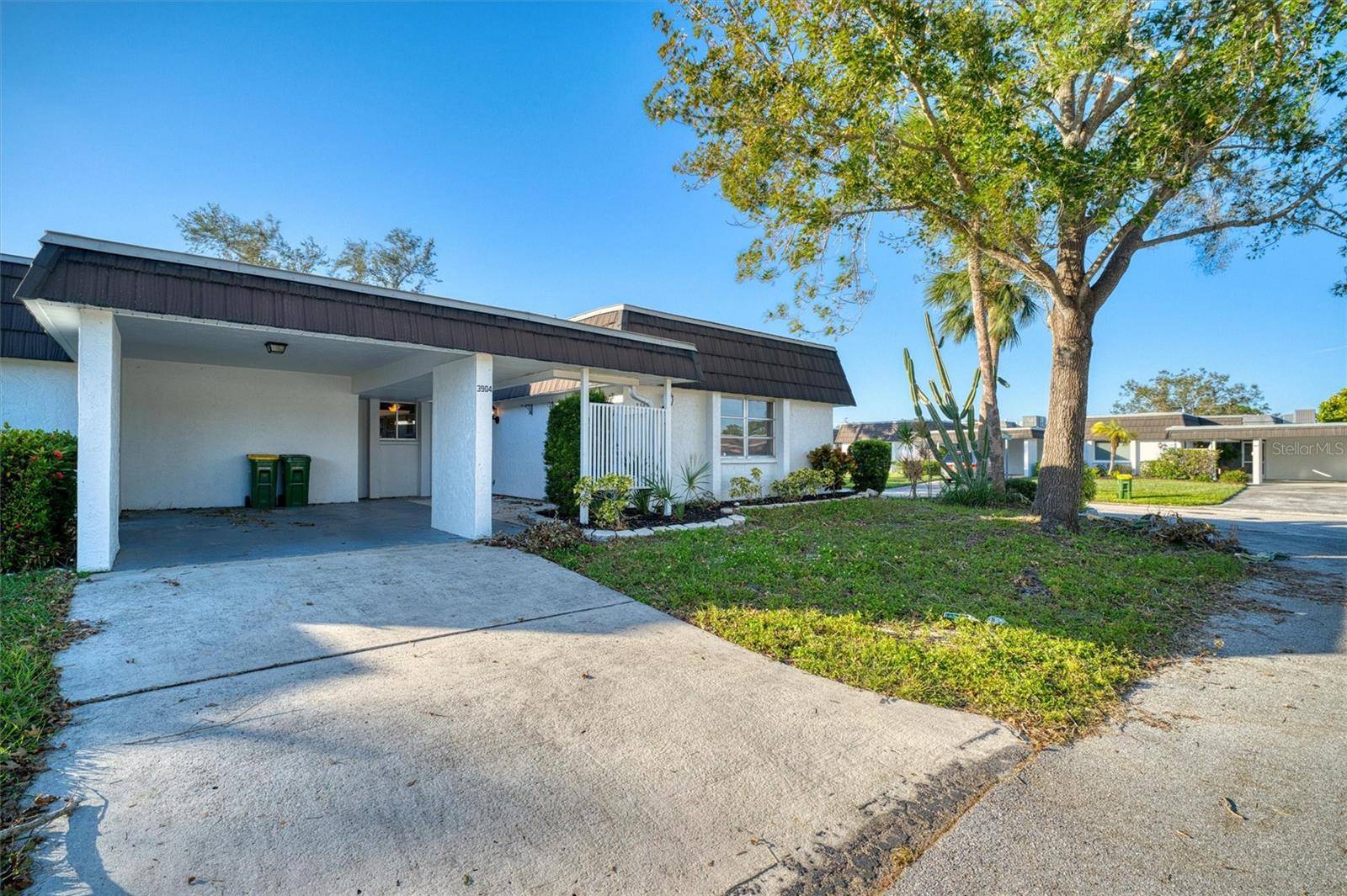 Sarasota, FL 34232,3904 ASHWOOD LN