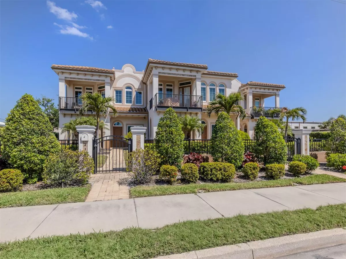 Venice, FL 34285,212 MILAN AVE W #1