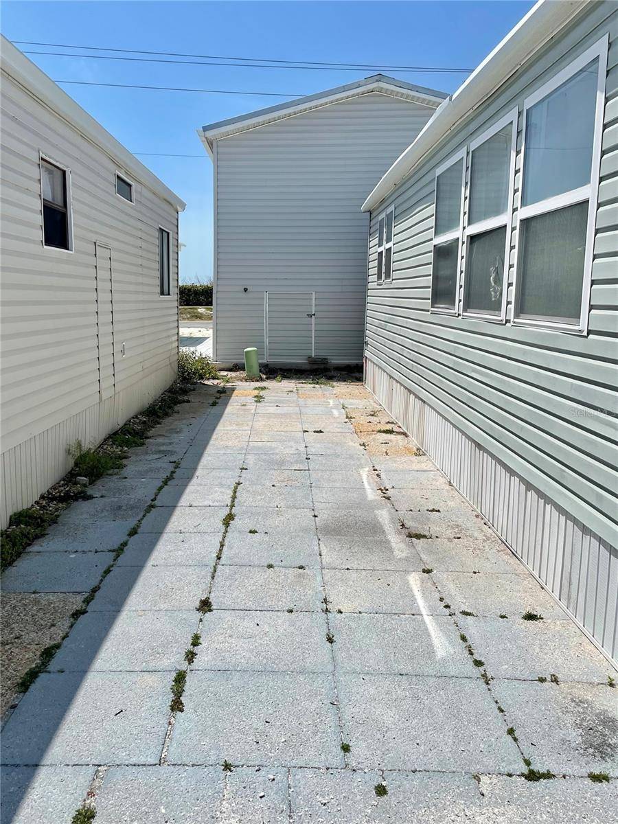 Longboat Key, FL 34228,3710 GULF OF MEXICO DR #A20