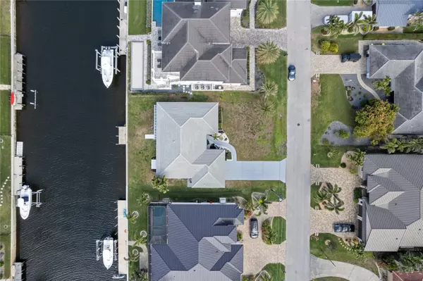 Punta Gorda, FL 33950,23 OCEAN DR