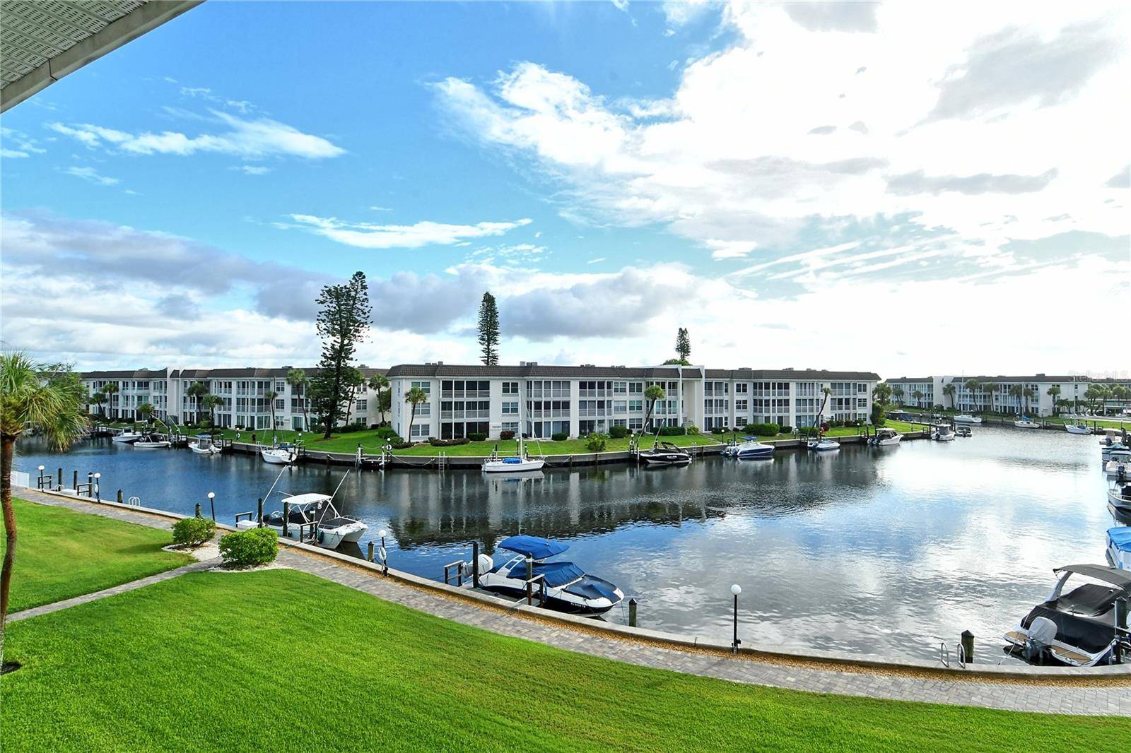 Longboat Key, FL 34228,4350 CHATHAM DR #E-105