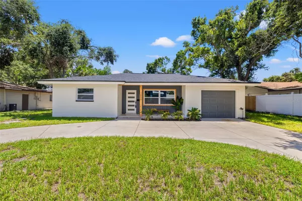 1050 55TH AVE S, St Petersburg, FL 33705