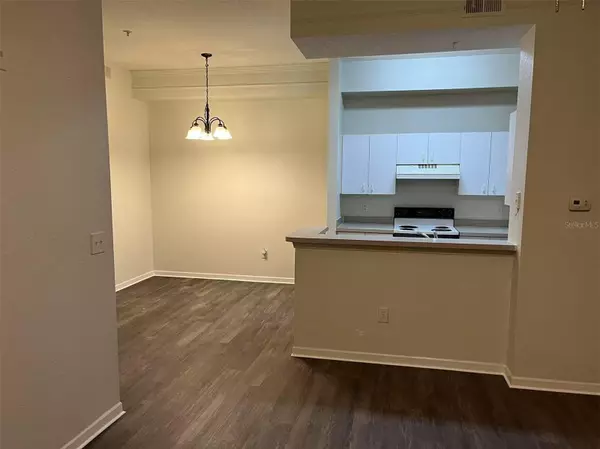 Tampa, FL 33647,17114 CARRINGTON PARK DR #220