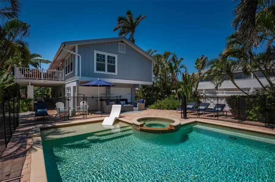 750 TARAWITT DR, Longboat Key, FL 34228