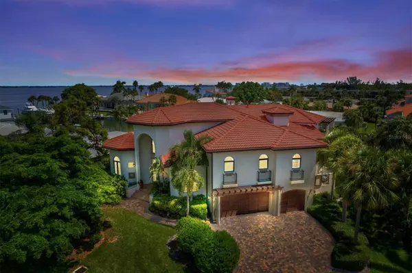 524 SCHOONER LN, Longboat Key, FL 34228