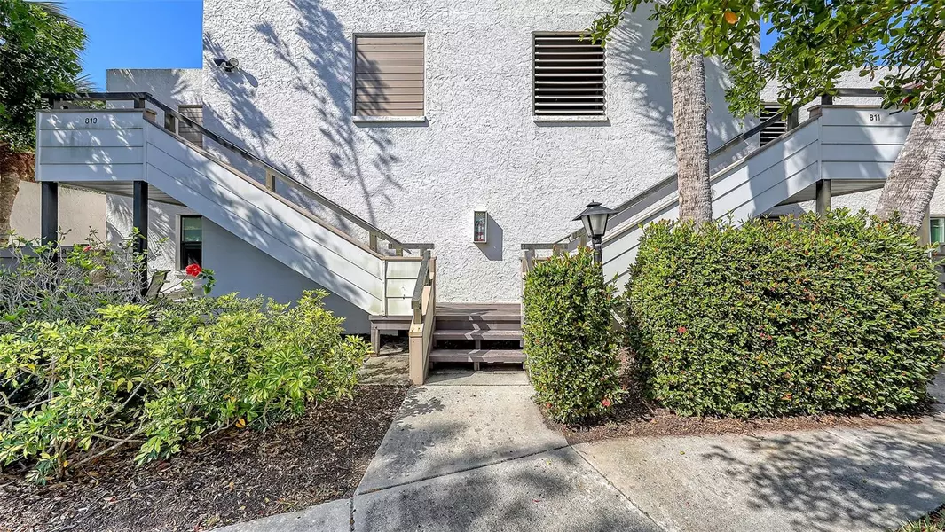 811 OAK DR #811, Bradenton, FL 34210