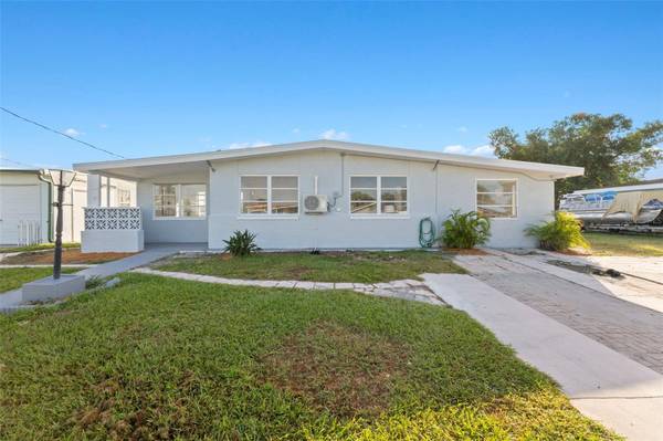 221 DUXBURY AVE, Port Charlotte, FL 33952