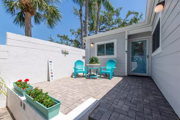 Bradenton, FL 34209,801 WATERSIDE LN