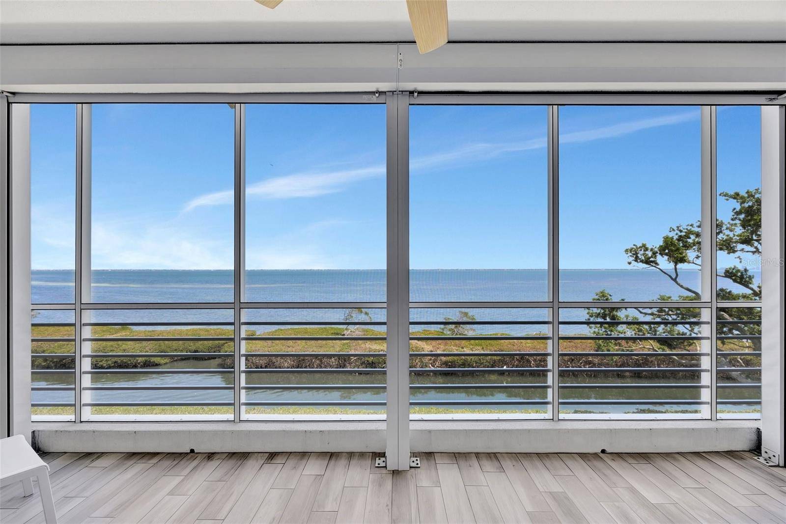 Longboat Key, FL 34228,2450 HARBOURSIDE DR #233