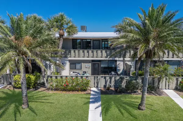 Holmes Beach, FL 34217,6400 FLOTILLA DR #87