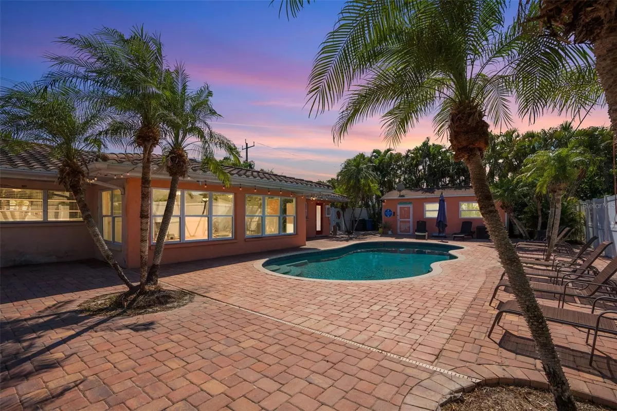 Sarasota, FL 34239,2609 WEBBER ST