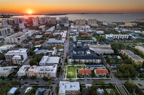 1575 BLVD OF THE ARTS, Sarasota, FL 34236