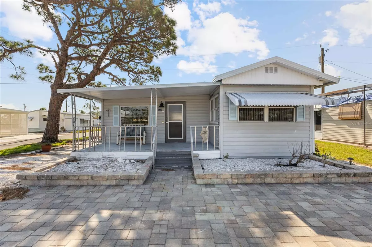 Bradenton, FL 34210,10315 CORTEZ RD W #24-5