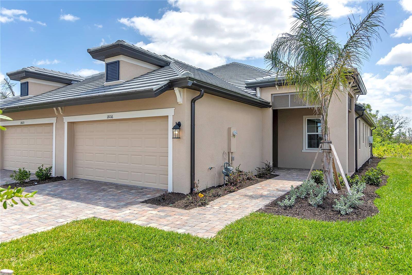 Bradenton, FL 34211,18016 CHERISHED LOOP