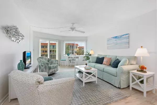 Sarasota, FL 34242,1250 N PORTOFINO DR #304