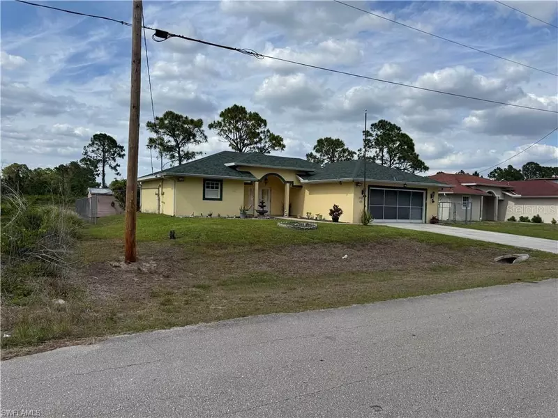 1127 FOGGIA ST E, Lehigh Acres, FL 33974