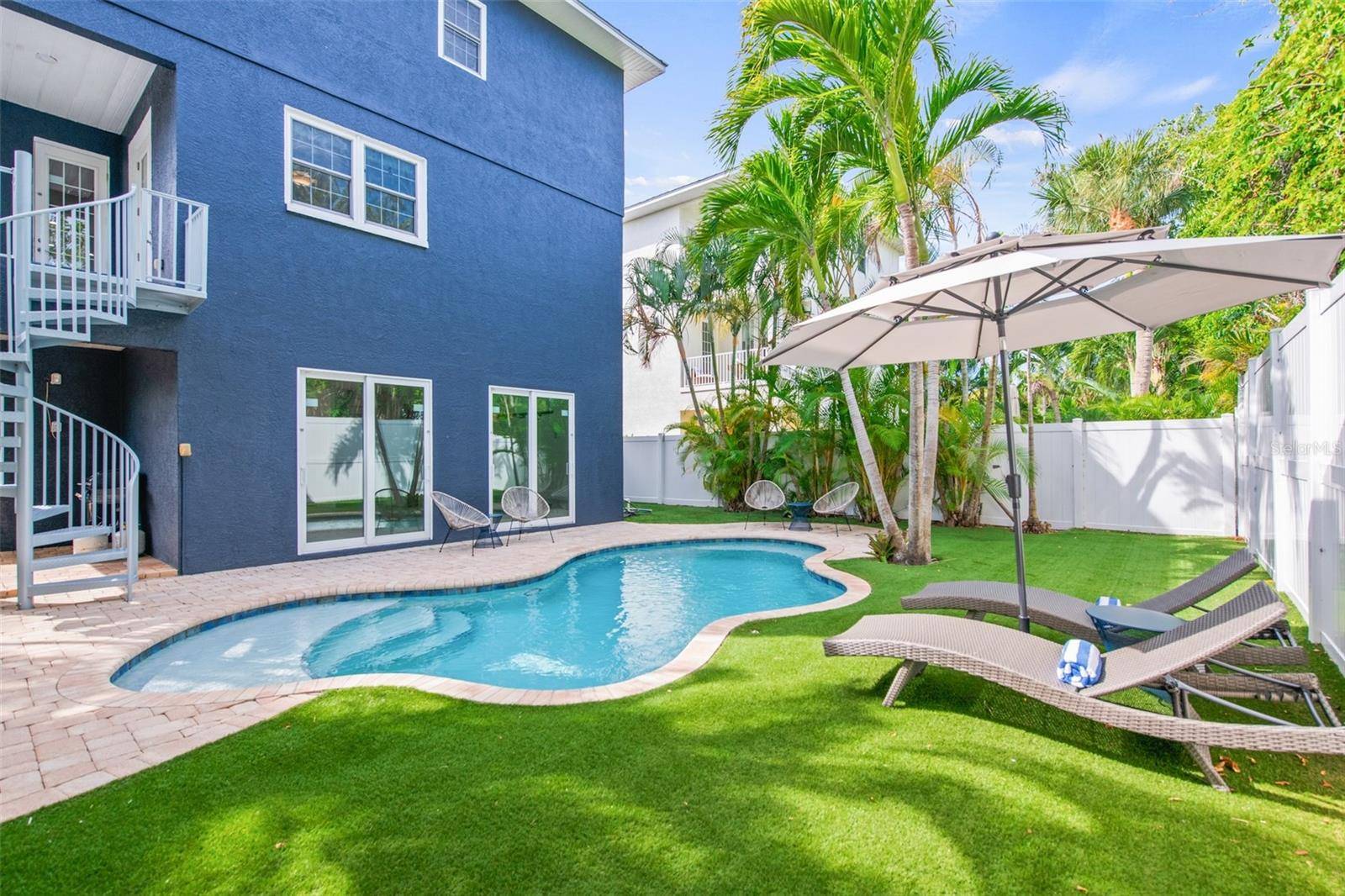Anna Maria, FL 34216,159 CRESCENT DR