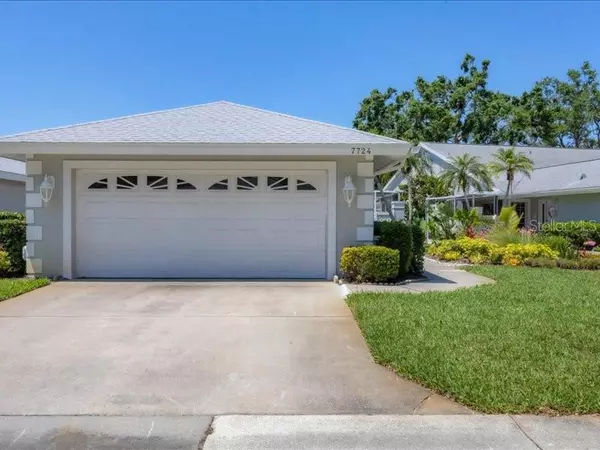 Sarasota, FL 34243,7724 PALM AIRE LN