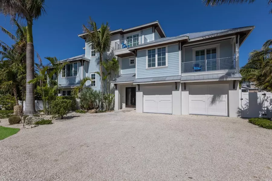 222 WILLOW AVE, Anna Maria, FL 34216