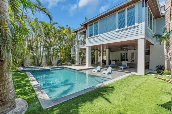 Anna Maria, FL 34216,222 WILLOW AVE