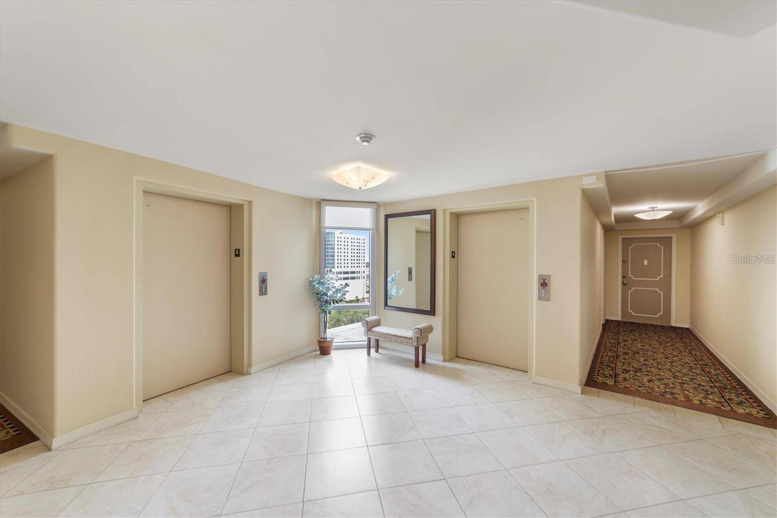 Sarasota, FL 34236,1111 N GULFSTREAM AVE #16C