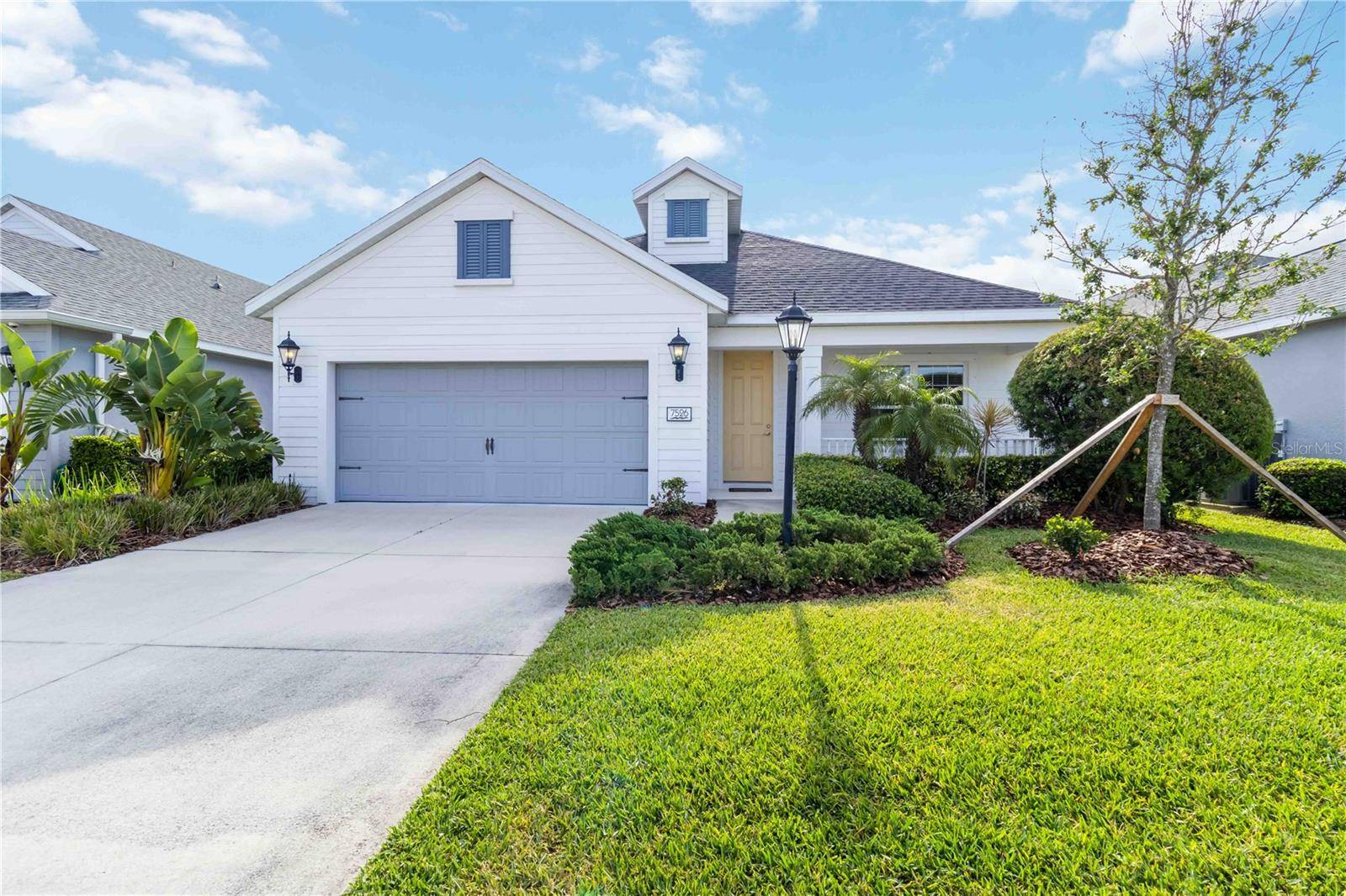 7526 RIDGELAKE CIR, Bradenton, FL 34203