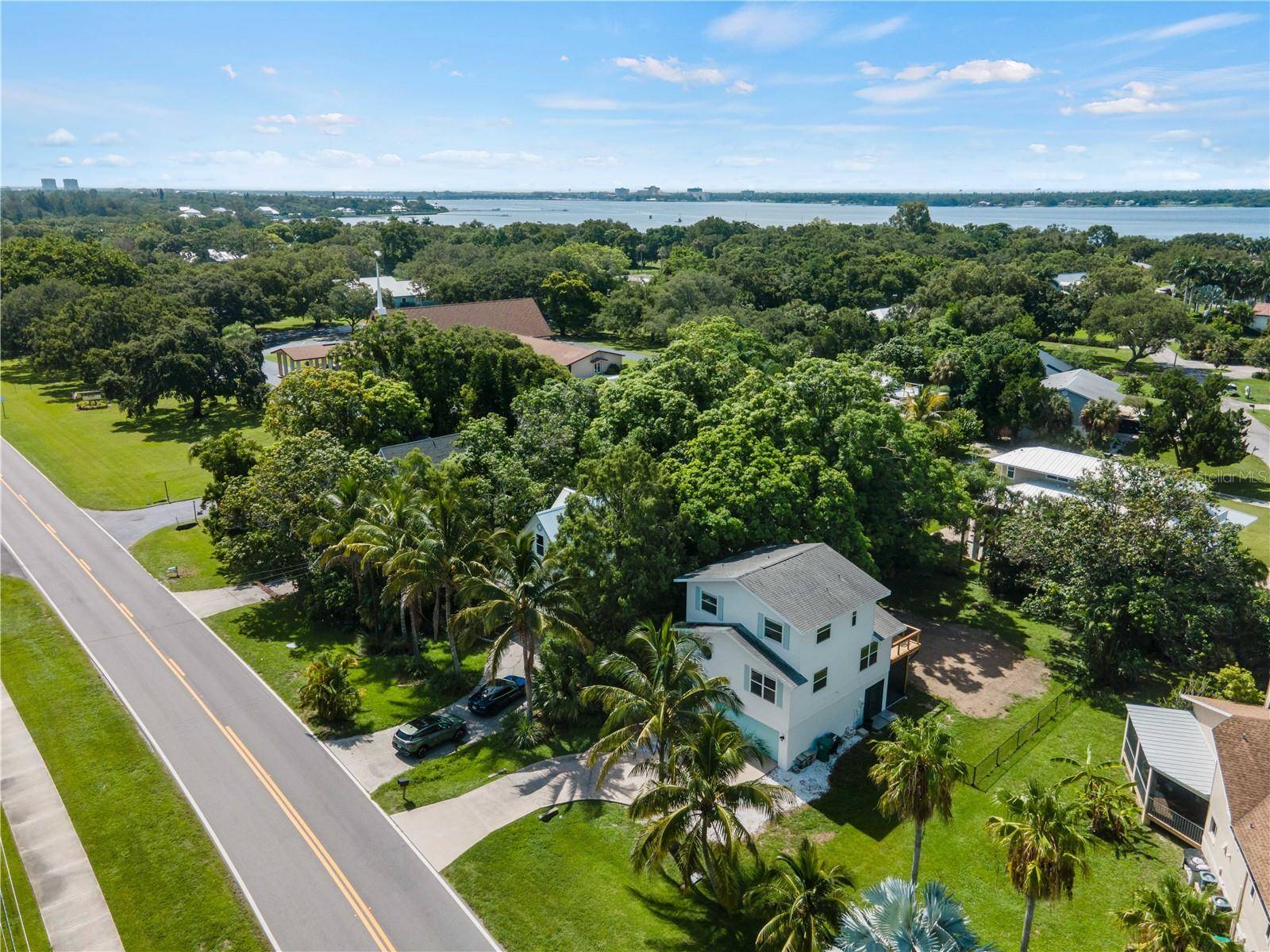 Palmetto, FL 34221,3405 10TH ST W