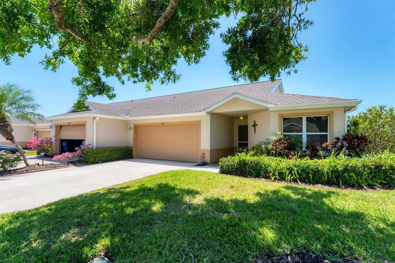 Palmetto, FL 34221,3007 LIVE OAK LN