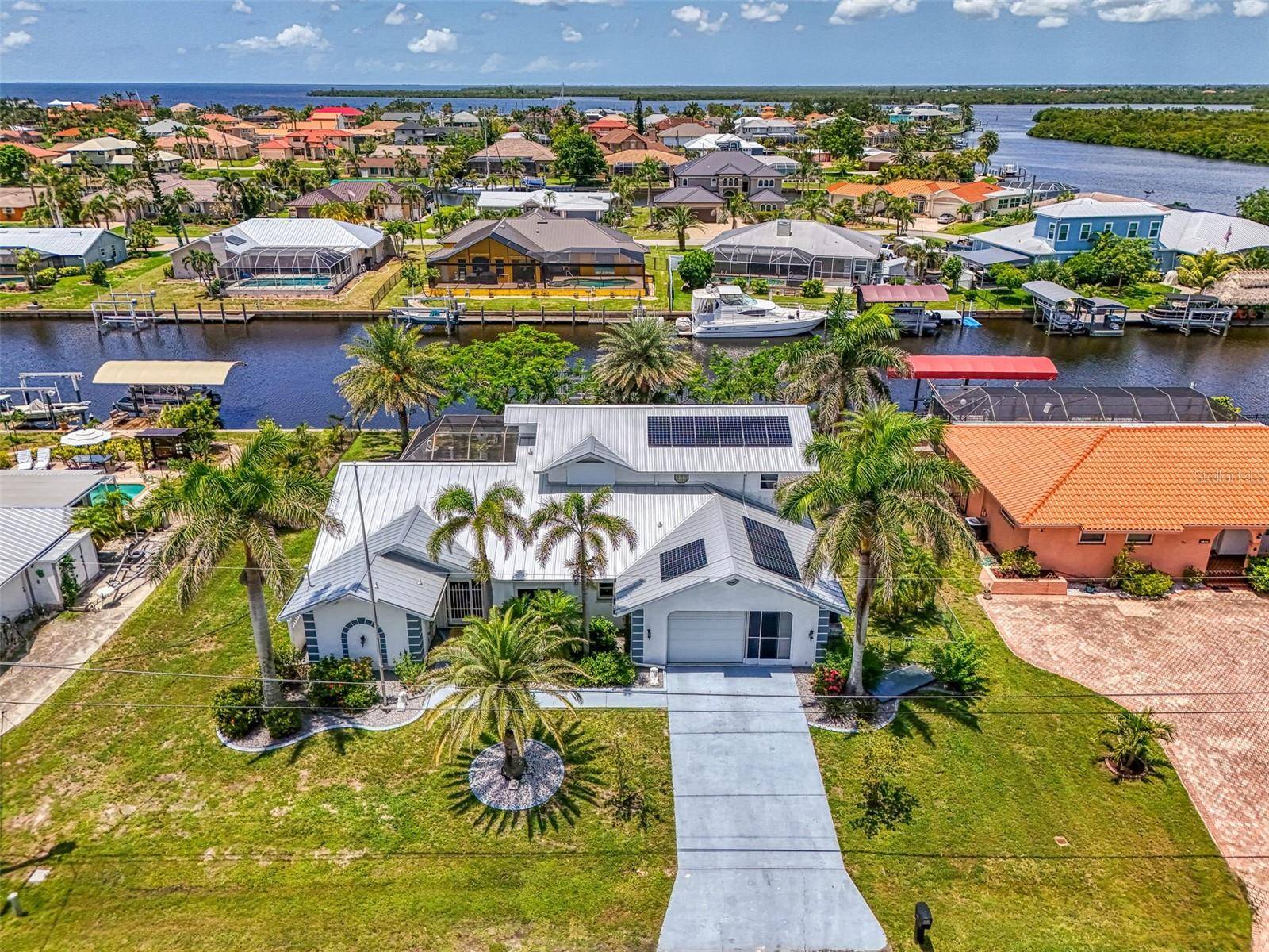 Port Charlotte, FL 33952,127 COLONIAL ST SW