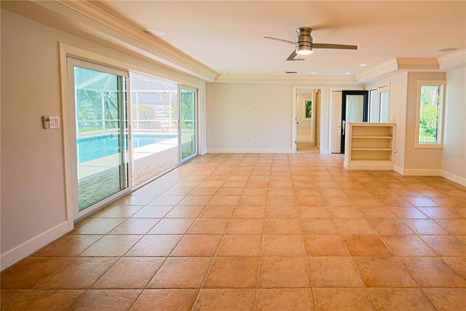 Sarasota, FL 34236,606 OWL WAY