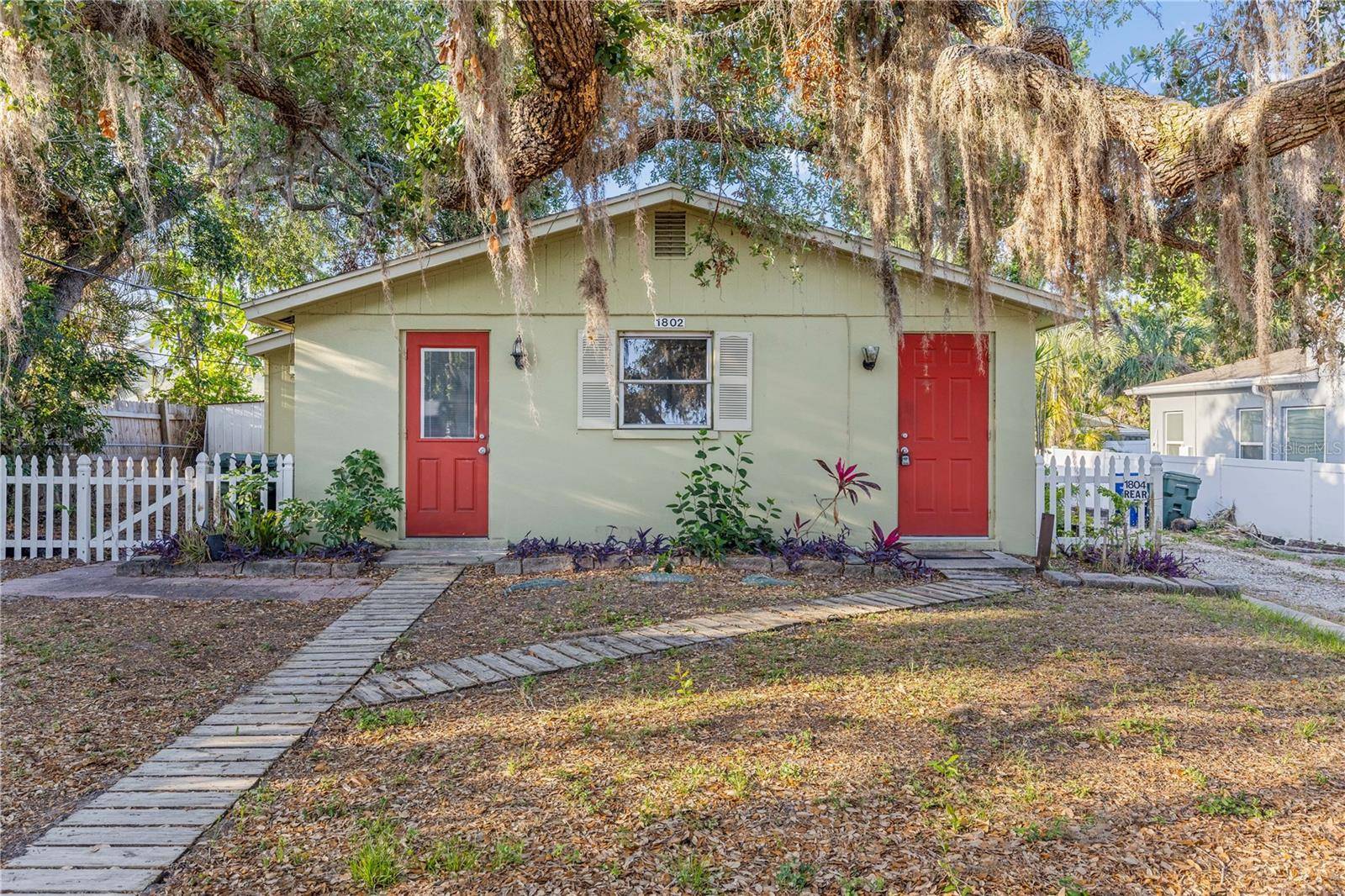 1802 ROBINHOOD ST, Sarasota, FL 34231