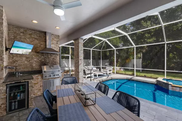 4435 BEAUCHAMP CT, Sarasota, FL 34243