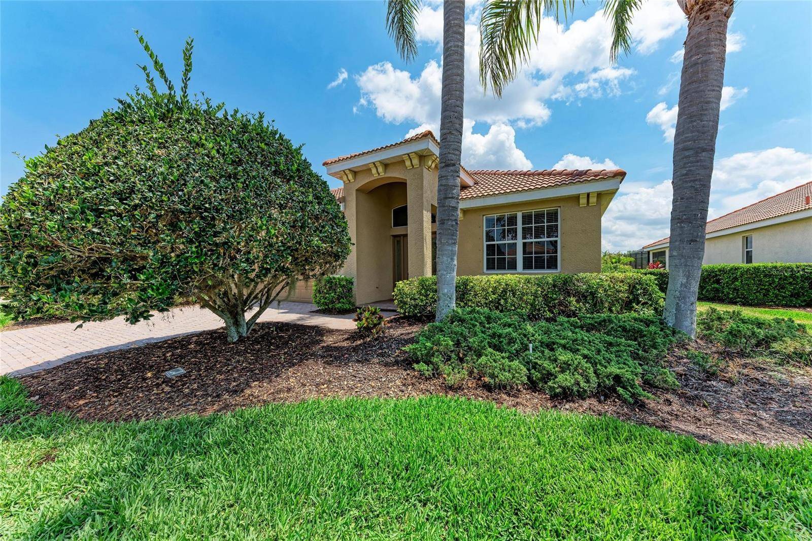 Bradenton, FL 34212,207 WINDING RIVER TRL