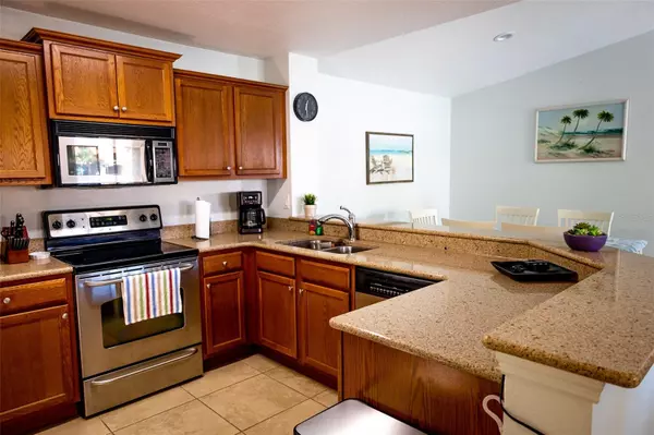 Sarasota, FL 34238,4065 CROCKERS LAKE BLVD #2722