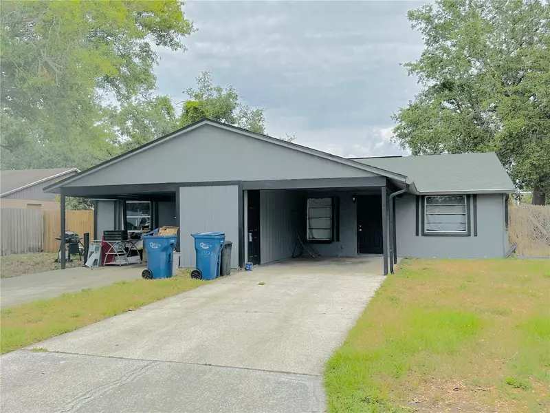 3323 & 3325 8TH ST E, Bradenton, FL 34208