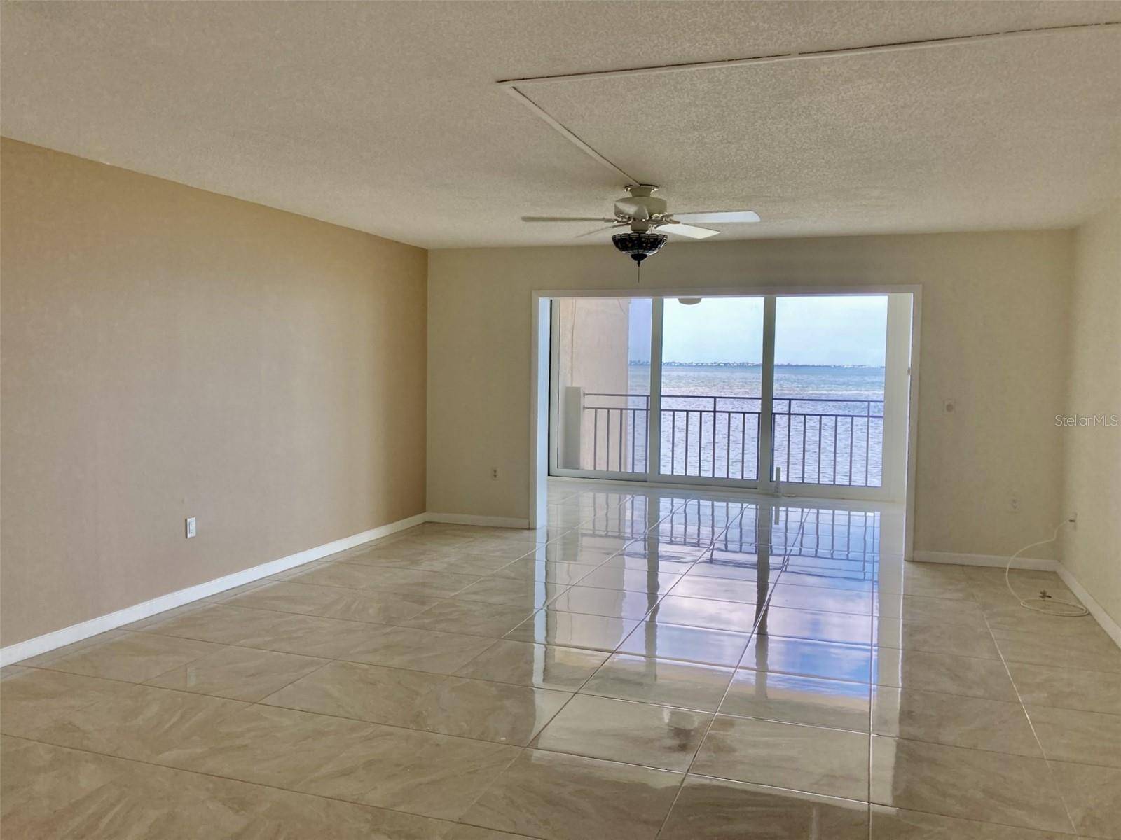 Bradenton, FL 34210,6430 SUN EAGLE LN #203