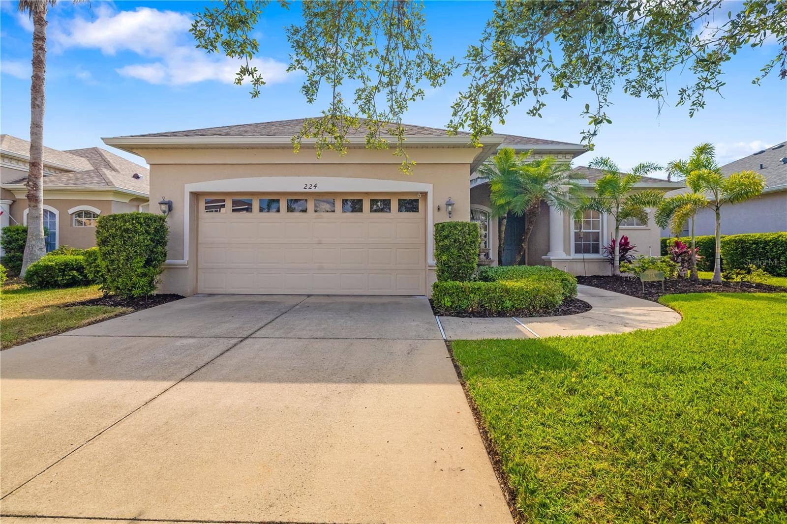 Bradenton, FL 34212,224 DAHLIA CT