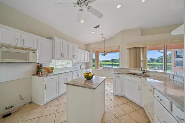 Bradenton, FL 34203,6408 ROOKERY CIR